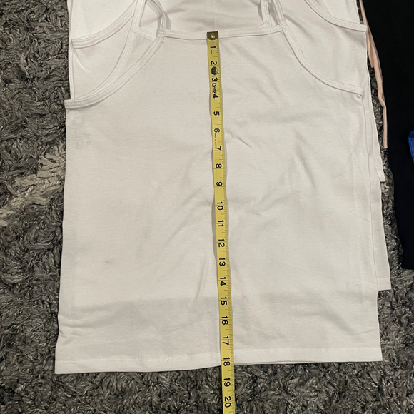 Womens Tank Top Bundle Set of 10 Lightweight Undershirts Size Medium - Picture 6 of 6